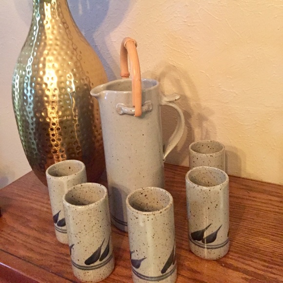 Vintage ceramic and bamboo pitcher and glasses set - Picture 1 of 2